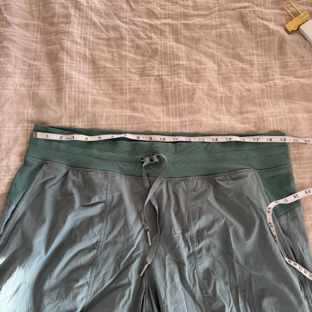 Lululemon Dance Studio Mid-Rise Jogger *Full Length in Crater Blue - Picture 10 of 12